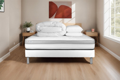 Pack lit complet 140x200 cm - Matelas + Sommier Blanc (en kit) + 2 oreillers + Couette - Vital Relax