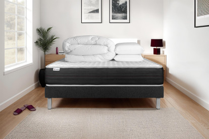 Pack lit complet 160x200 cm - Matelas + Sommier Noir (en kit) + 2 oreillers + Couette - Vitalmemo One