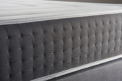 Matelas 140x190 cm Ressorts ensachés et Mémoire de forme - Vingt-Six