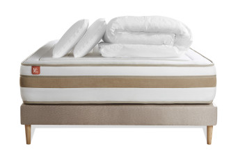 Pack lit complet 180x200 cm - Matelas + Sommier Beige (en kit) + 2 oreillers + Couette - Le Raffiné Pack lit complet 180x200 cm - Matelas + Sommier Beige (en kit) + 2 oreillers + Couette - Le Raffiné