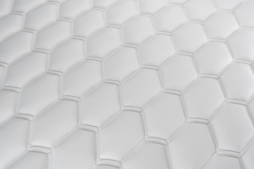Ensemble Matelas Sommier 140x200 cm - Sommier Blanc (déjà monté) - Vitalspring Recover