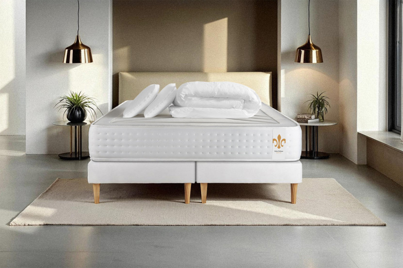 Pack lit complet 200x200 cm - Matelas + 2 Sommiers Blancs + 2 oreillers + Couette - Vingt-Quatre