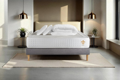 Pack lit complet 140x190 cm - Matelas + Sommier Gris (en kit) + 2 oreillers + Couette - Vingt-Quatre
