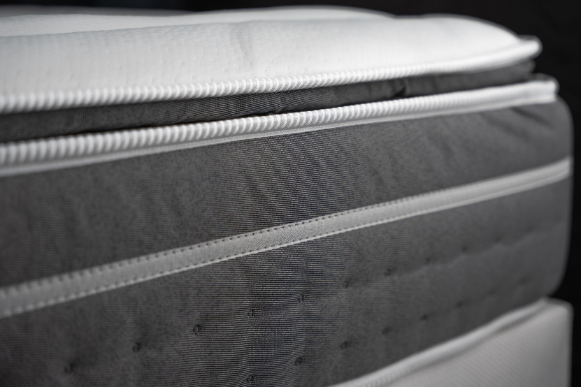 Matelas 140x200 cm Ressorts ensachés et Mémoire de forme - Trente PLUS