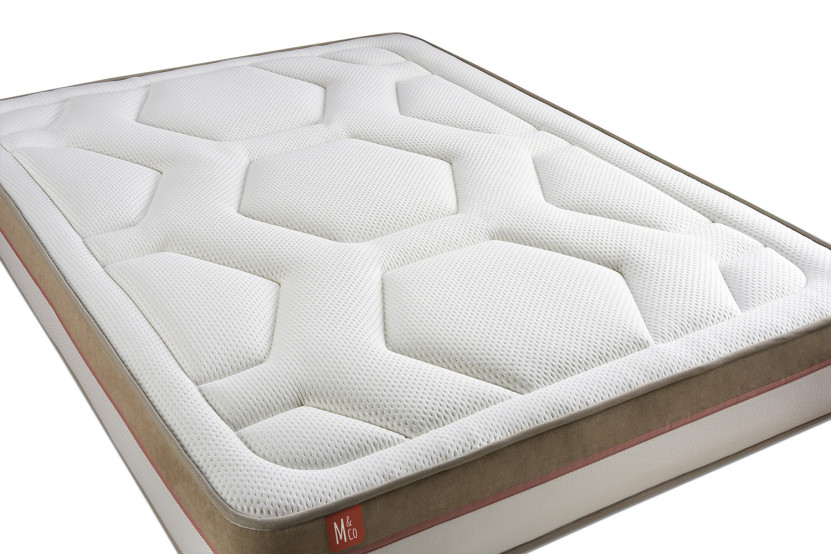 Pack lit complet 180x200 cm - Matelas + Sommier Beige (en kit) + 2 oreillers + Couette - Le Cosy