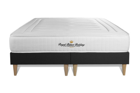 Ensemble Nottingham ROYAL PALACE BEDDING