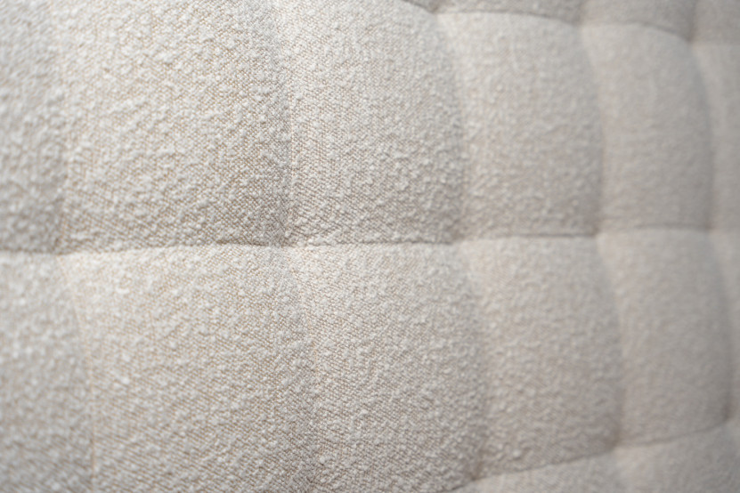 Lit 140x190 cm avec Tête de lit capitonnée - Tissu Bouclette