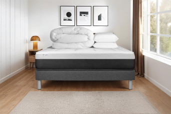 Pack lit complet 160x200 cm - Matelas + Sommier Gris (en kit) + 2 oreillers + Couette - Vital Form