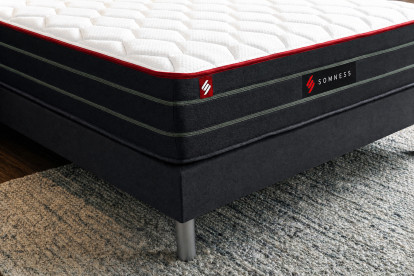 Pack lit complet 140x200 cm - Matelas + Sommier Blanc + 2 oreillers + Couette - Boost